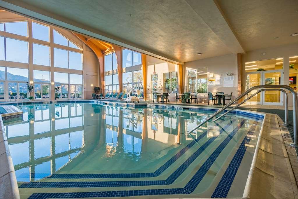 Vacation Village In The Berkshires Hancock Faciliteter billede The indoor pool at the Grand Sierra Resort